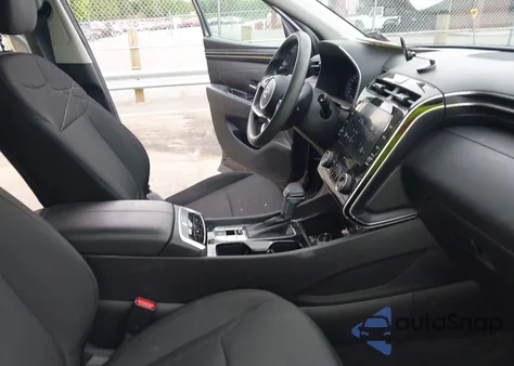 2022 Hyundai Tucson Sel z USA, uszkodzony, nr VIN 5NMJBCAE7NH118998